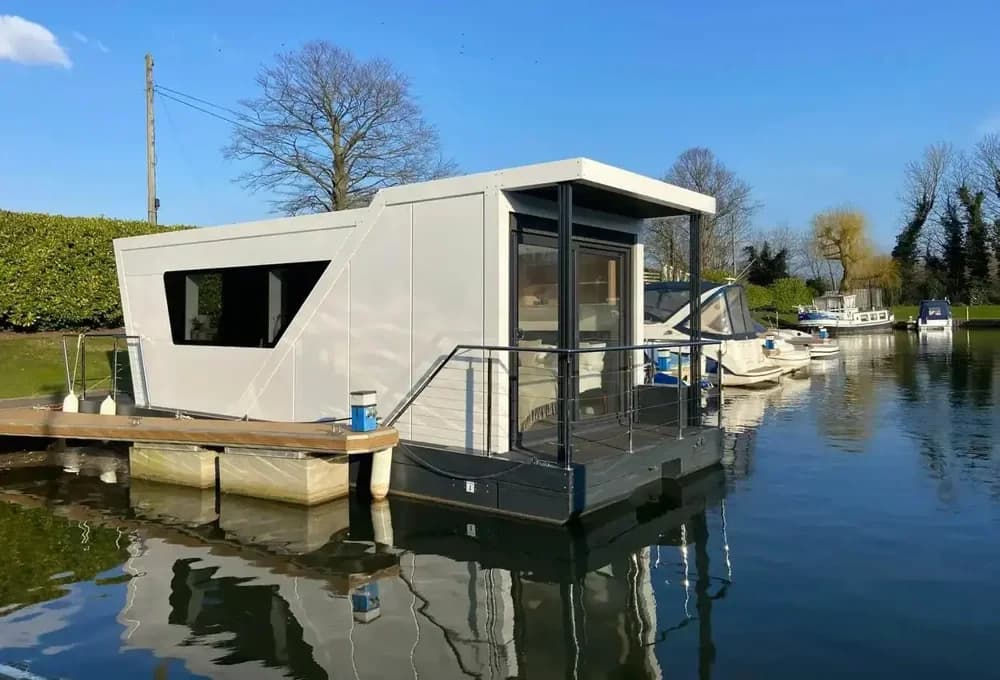 2025 Bluefield M250 Boat for Sale in Chertsey