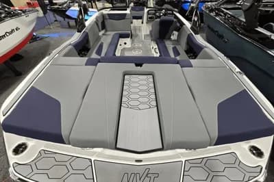 2025 MasterCraft NXT22 4