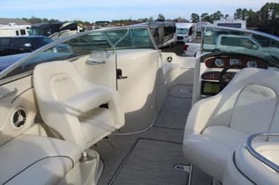 2008 Sea Ray 240 Sundeck 3