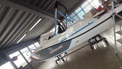 Quicksilver 675 Sundeck / 200cv 2