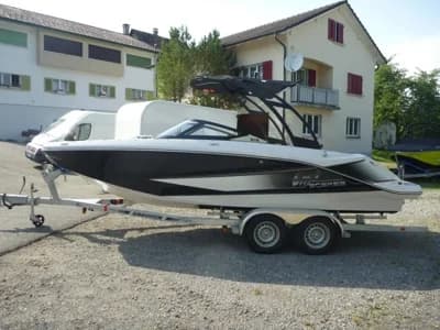 Scarab 215 HO - 400 PS 2