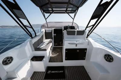 Saver 870 cabin 3