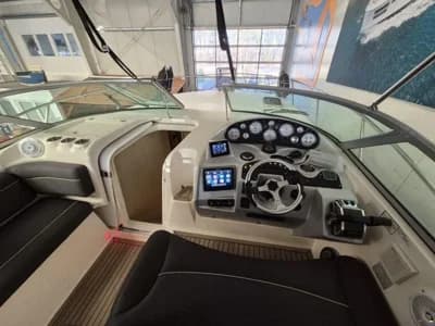 Rinker 342 FIESTA VEE 4