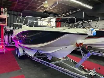Quicksilver 675 Sundeck + F150XL V6 2