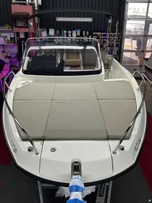 Quicksilver 675 Sundeck + F150XL V6 5