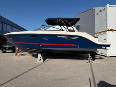 Sea Ray 250 SLXE 4