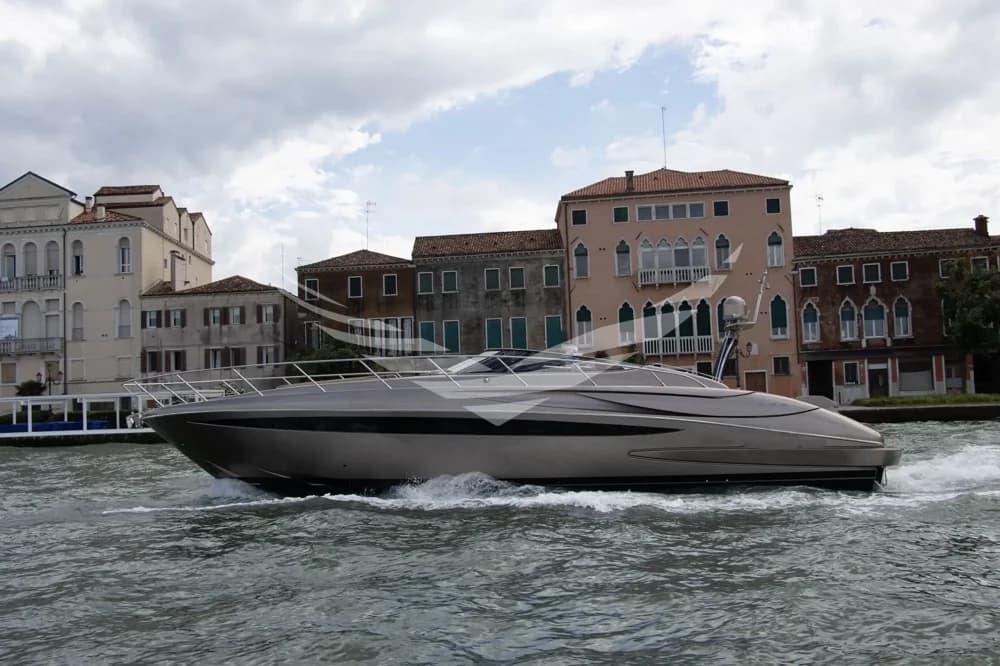 2005 Riva 52 Rivale Boat for Sale