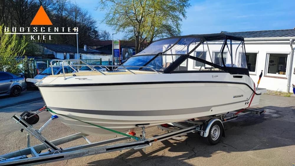 Quicksilver 675 Cruiser