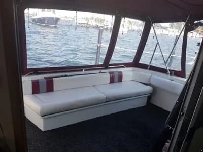 Sea Ray 370 DB 4