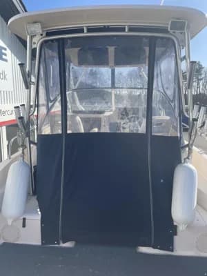 Grady White Boats Gulfstream 232 med ny 400 hk Mercury Ver 4