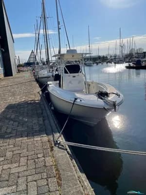 Boston Whaler 270 Outrage 2