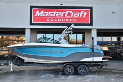 2023 MasterCraft XT22 T 2