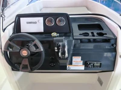 Quicksilver ACTIV 605 Open 4