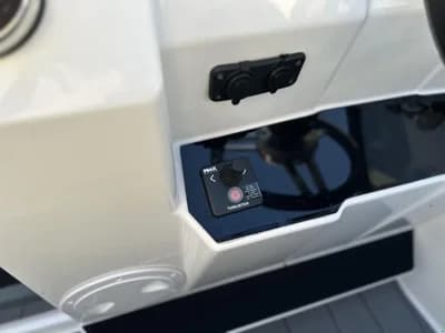 Karnic CS700 S Cabin Cruiser 3