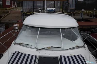 Windy 37 Grand Mistral HT (2008) | 410h | Twin Volvo Penta Kad300 | Immaculate Condition | One Owner 3