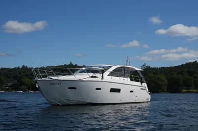 2013 Sealine SC42 Boat for Sale in Bowness-on-Windermere 2