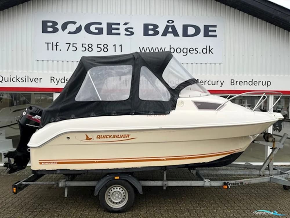 Quicksilver 470 Cruiser Med 40 hk Mercury-Efi 4 Takt og 1000 kg Brenderup Bådtrailer