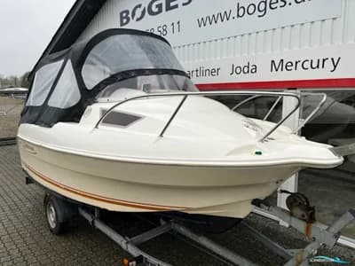 Quicksilver 470 Cruiser Med 40 hk Mercury-Efi 4 Takt og 1000 kg Brenderup Bådtrailer 4