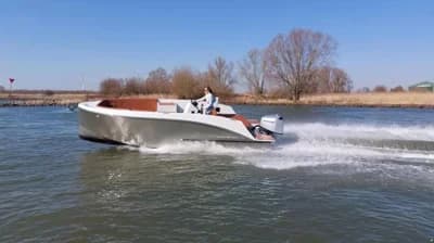 Maxima 680 Sport Lounge 2