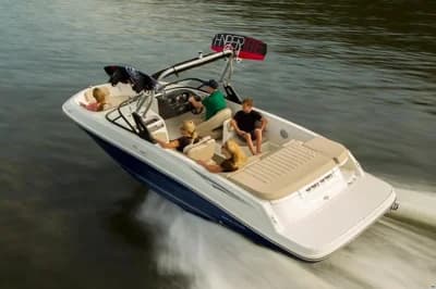 Bayliner VR6 IB 2