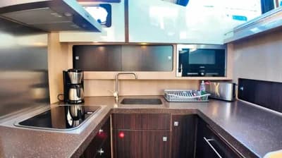 2011 Aventura 43 AK Cabrio Boat for Sale in Waren 5