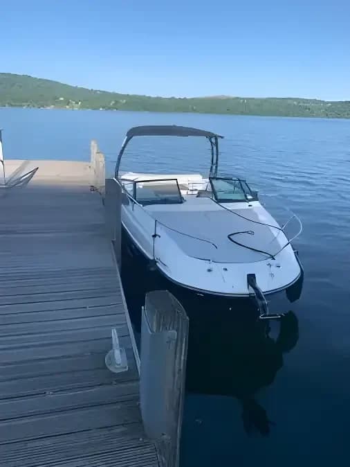 2022 Sea Ray 230 Sunsport Boat for Sale in Windermere