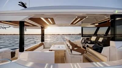 2025 Oryx 37LX Boat for Sale 3