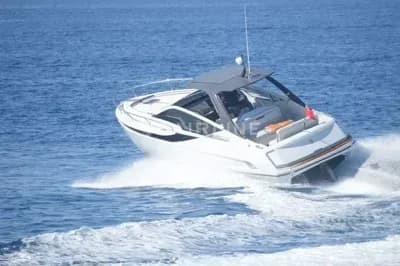 2024 Fairline F Line 33 Boat for Sale in Malloca 3
