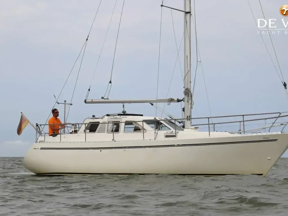 1990 Nauticat 32 Boat for Sale in Contact De Valk Hindeloopen