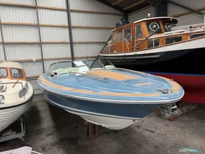 Chris Craft 28 Corsair 2