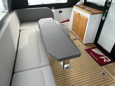 2023 Sealine F430 Boat for Sale in Hamble-le-Rice 3