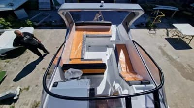 Massiv Boats Massiv Boat Cabin 695 Spoiler STD Color 5