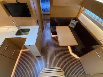 2016 Bavaria Sport 450 Boat for Sale in Newport 4