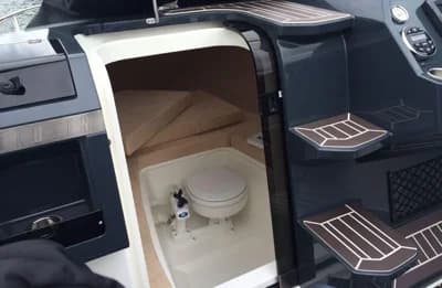 Parker 630 Day Cruiser 5