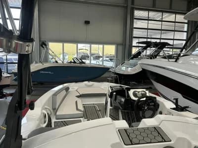 Scarab 165 G 4
