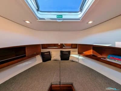 Paragon 31 Flybridge 4