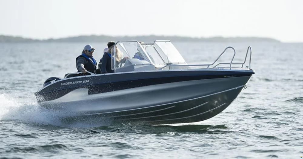 Linder Arkip 530 BR + Pre-Rigg.Yamaha+Garmin 9"