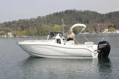 Cantieri Nautici Ferrario Navajo 23 - Honda BF200 2
