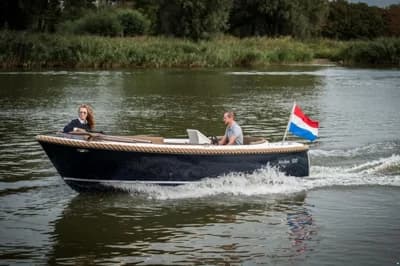 Maxima 550 Electric 2