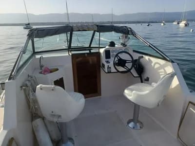 Gulf Craft 2400 SBC 4