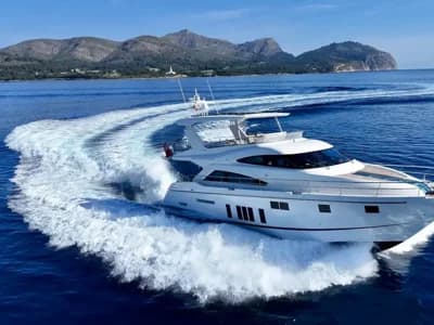 2017 Fairline Squadron 65 Boat for Sale in Cala d'or 3
