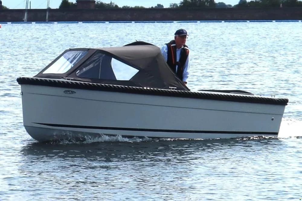 Maxima 490 Electric