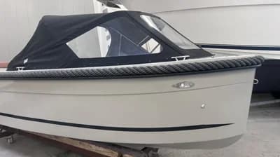 Maxima 490 Electric 3