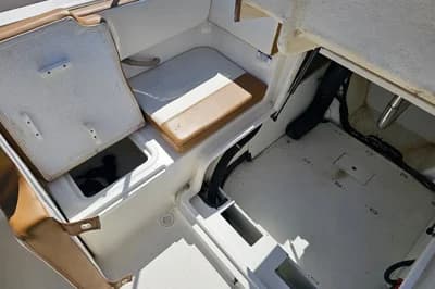 2021 Bayliner VR4 Bowrider OB 3