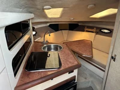 Maxum 2300 2