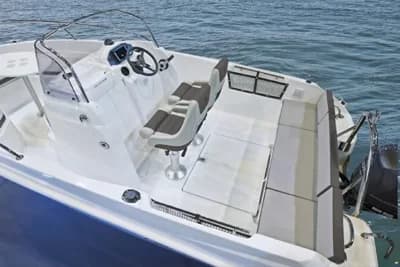 Jeanneau Cap Camarat 5.5 CC 4