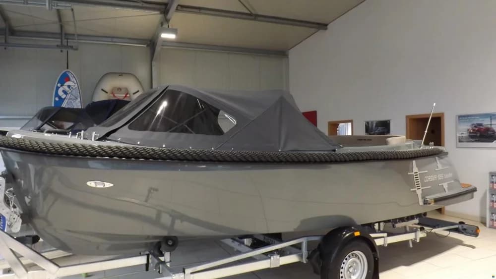 Corsiva 595 Tender