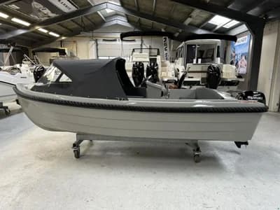4-family 490 de Luxe 2