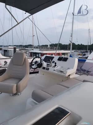 Prestige Yachts Prestige 420 Fly | Joystick | Hydraulische Badeplattform |300 h 3