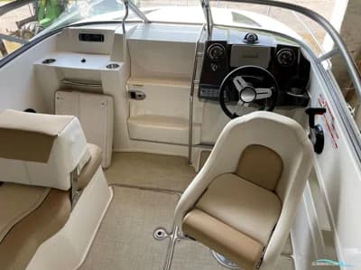 Bayliner 642 Cuddy 4